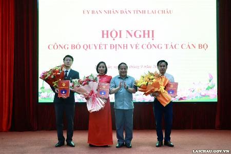 Công bố quyết định điều động, bổ nhiệm Phó Giám đốc Sở Tư pháp Công bố quyết định điều động, bổ nhiệm Phó Giám đốc Sở Tư pháp